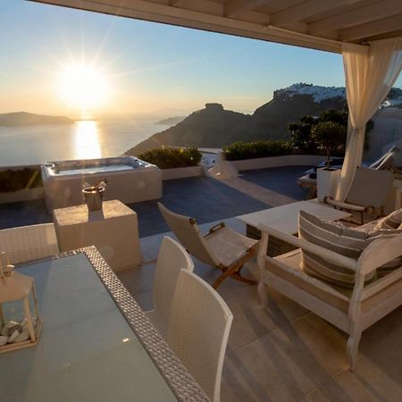 Sunset View Villa Santorini - With Outdoor Jacuzzi Firostefani Exterior foto