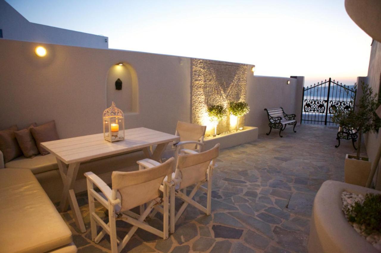 Sunset View Villa Santorini - With Outdoor Jacuzzi Firostefani Exterior foto