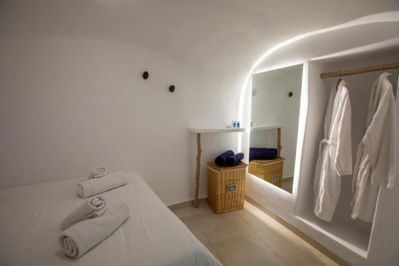Sunset View Villa Santorini - With Outdoor Jacuzzi Firostefani Exterior foto
